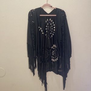 NWT: black cutout Shaw!
